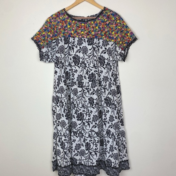 John Mark Dresses & Skirts - JOHN MARk 🌺 Floral Tiered Embroidered Dress Sz XL